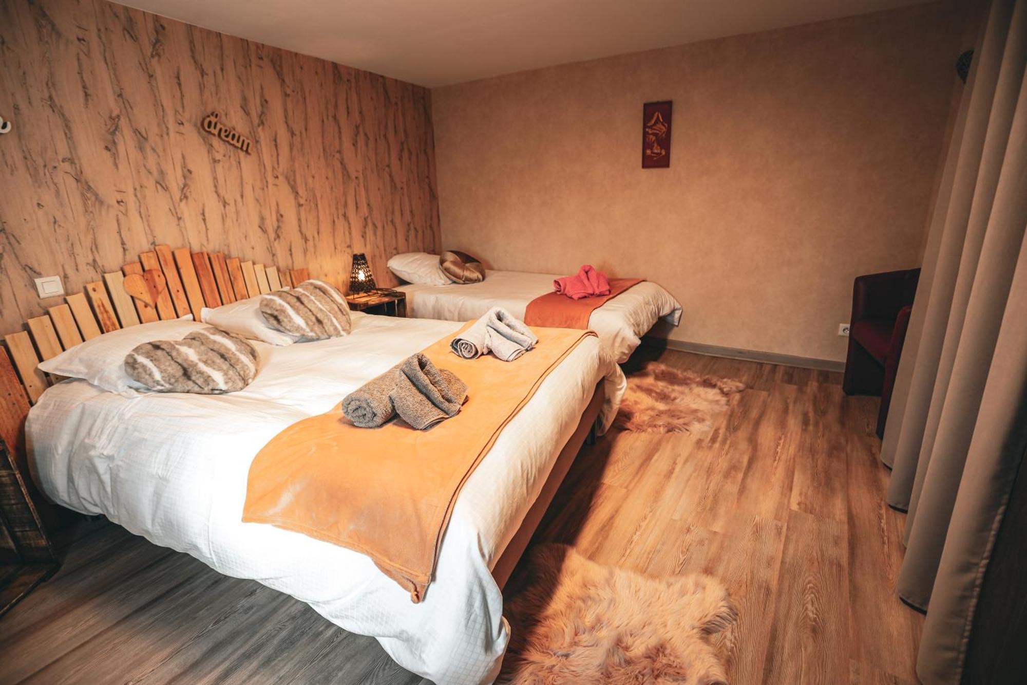 Gite , Au Dormeur Du Val Vireux-Wallerand Exteriér fotografie
