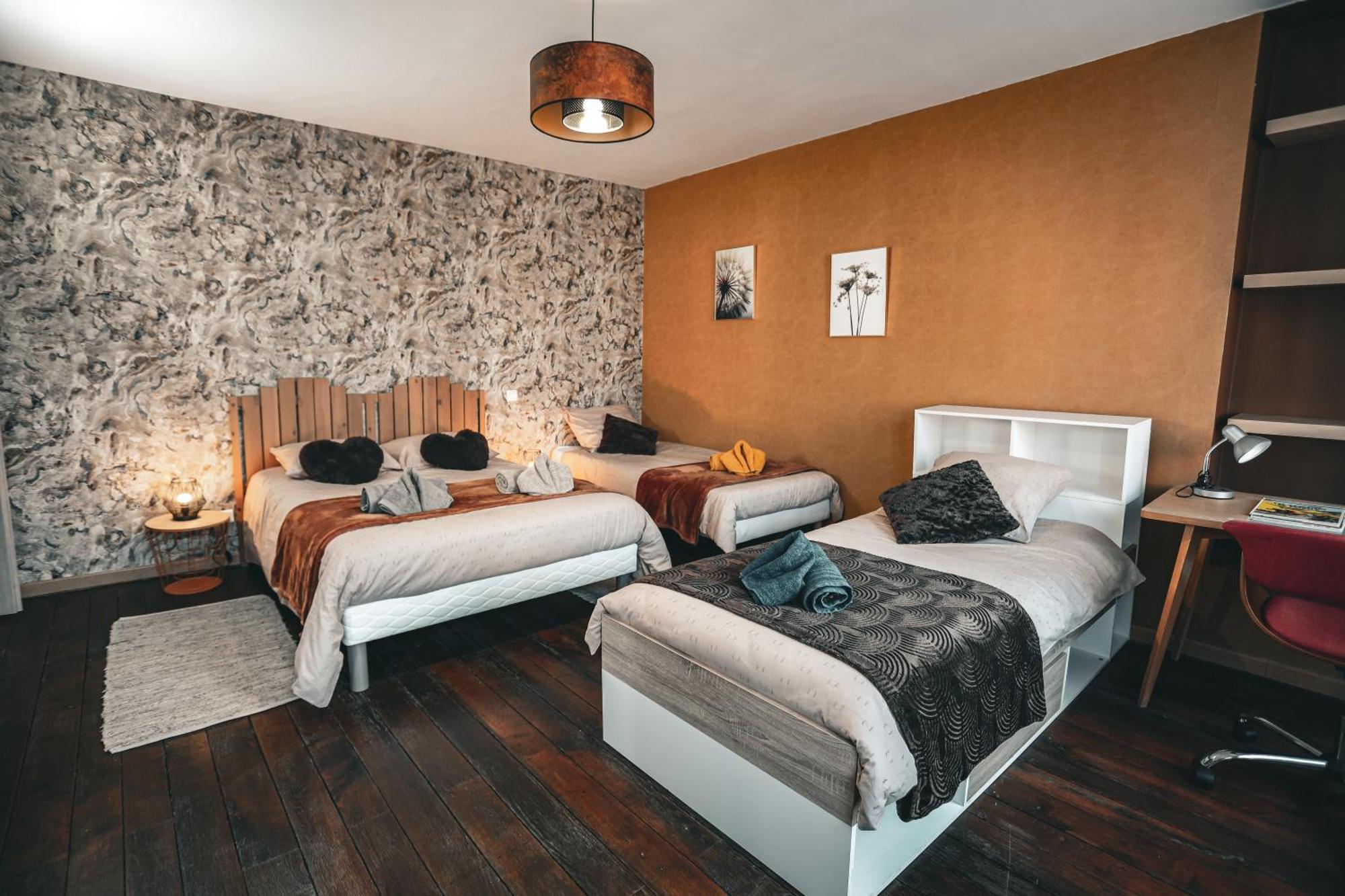 Gite , Au Dormeur Du Val Vireux-Wallerand Exteriér fotografie