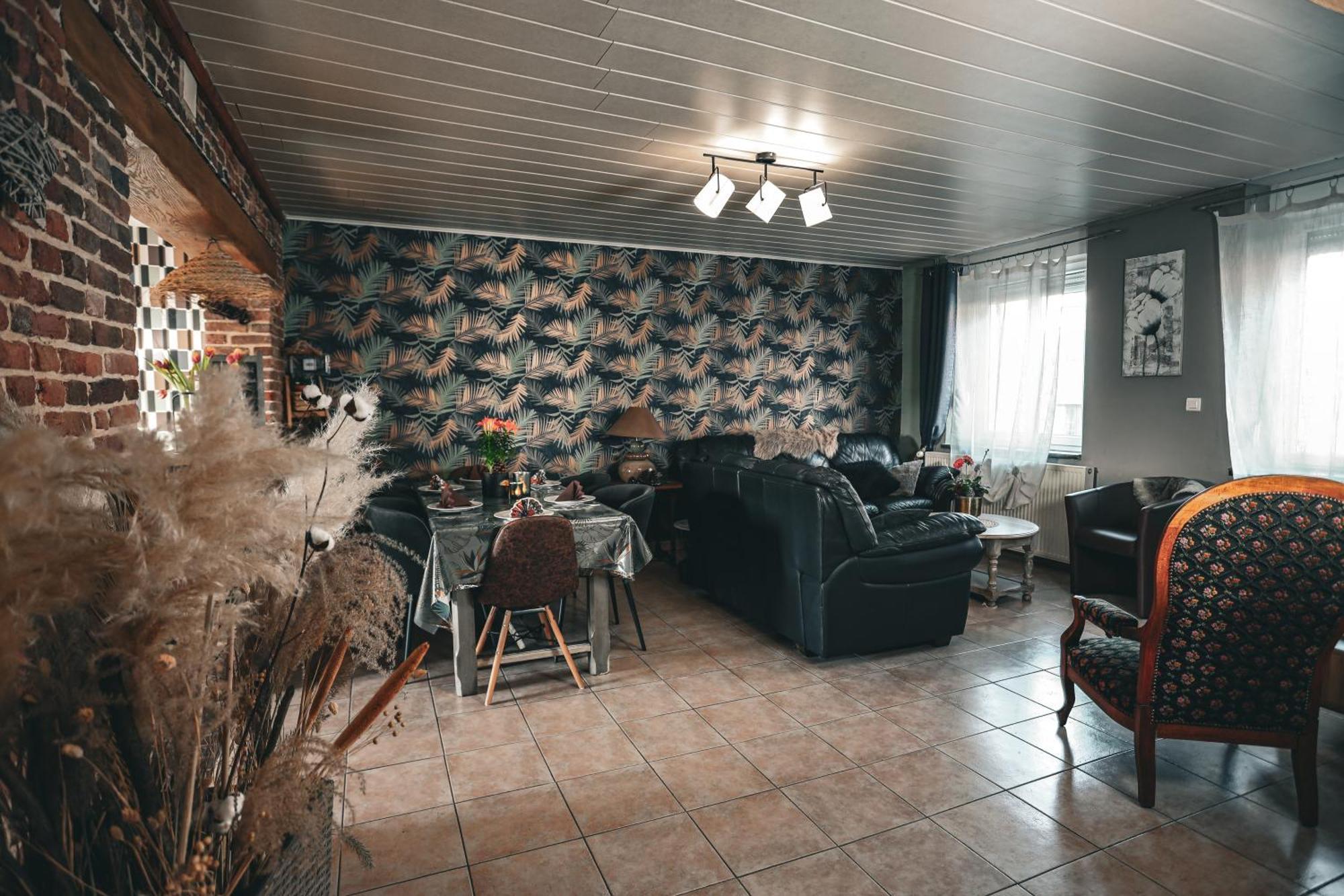 Gite , Au Dormeur Du Val Vireux-Wallerand Exteriér fotografie